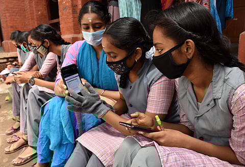 Students using mobile phones image for representative purpose only | (Pic: Express)