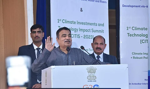 Union Minister Nitin Gadkari | (Pic: IIT Kanpur)