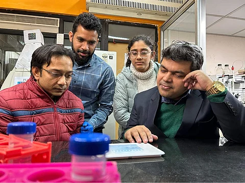 The team of researchers led by Prof Arun K Shukla | (Pic: IIT Kanpur)
