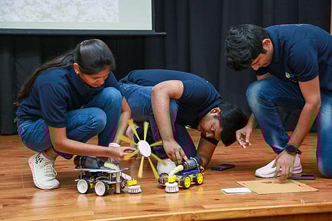 At the awards | (Pic: IIT Delhi)