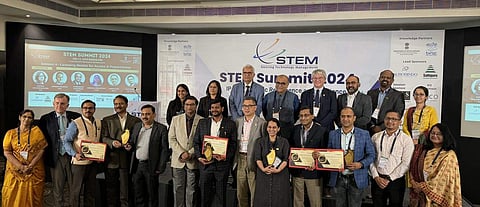 On_behalf_of_IIT_Kanpur,_Prof