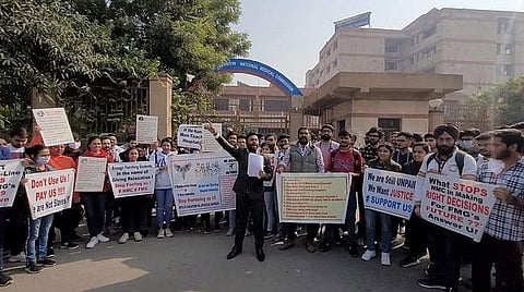 #WhatTheFAQ: Two years of additional internship for FMGs? All about NMC's new regulations