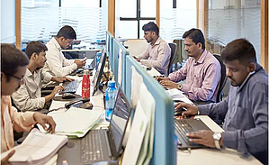Employee posts about boss’ demand for 24/7 availability; “Do you work in ISRO?”, quip netizens