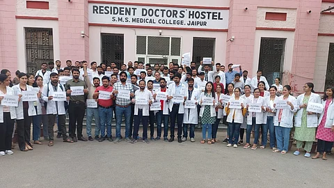 Picture of resident doctors on strike.
