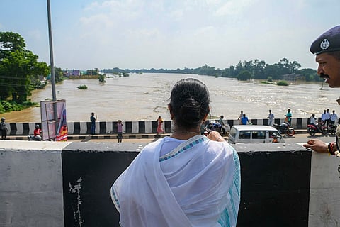 CM Mamata Banerjee visited flood affected area