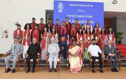 President Droupadi Murmu with fresh graduates of the NALSAR University of Law.