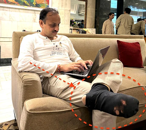 "I’m upset — not by the trolling, but by how people fail to realize..." IIT Bombay Prof Chetan Solanki on wearing torn socks at luxury hotel 