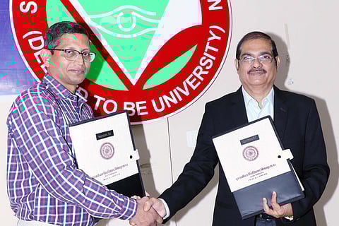 Signing the MoU