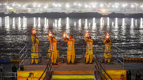 At Maha Kumbh Mela, 13-year-old Agra girl decides to become a Sadhvi; parents call it "God's will"