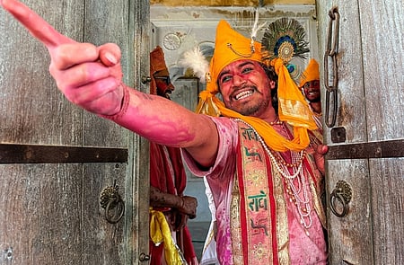 Got Holi colours in places they shouldn’t be? Here’s how to clean up your skin, hair, clothes, gadgets, and even your hostel room... without losing your mind