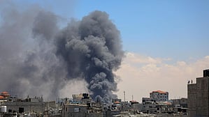 Israeli airstrikes on Gaza continue amid mounting international pressure for ceasefire, 44 killed
