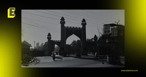 Aligarh Muslim University students protest against university land takeover by municipality