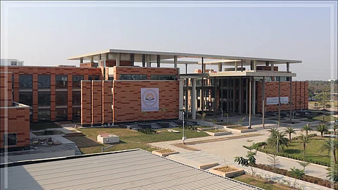 IIM Nagpur achieves 100% placements; Microsoft and Amazon among top recruiters