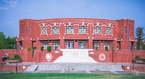 IIM Lucknow: Courses, campus facilities, careers 