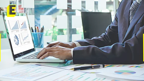 What is the Pareto Principle in business?
