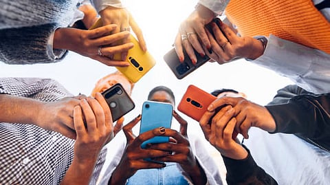 Chile experiments with no-phone policy