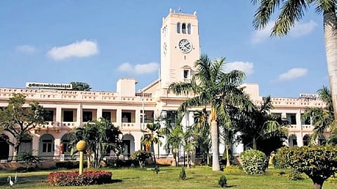The sit-in was organised near the university’s administrative office and saw participation from SFI district functionaries.