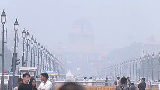 Delhi-NCR schools to go hybrid as air pollution intensifies
