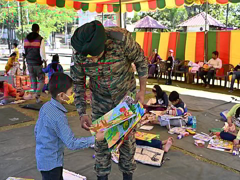 Young artists mark Vijay Diwas with patriotic paintings in Agartala