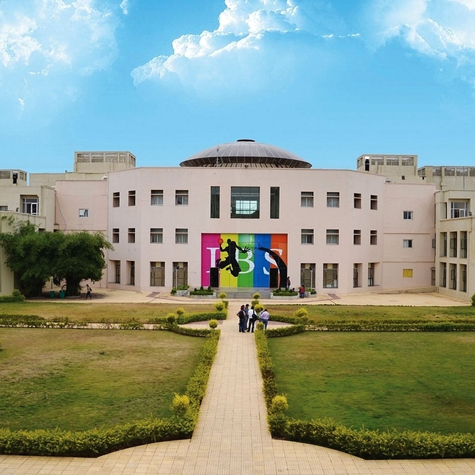ICFAI Business School hosts academicians and practitioners summit