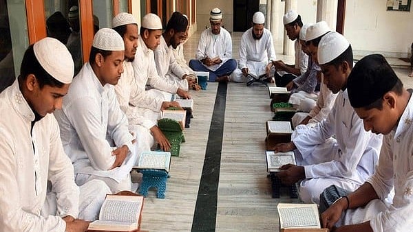 Maharashtra govt cancels 5% Muslim quota in jobs and education