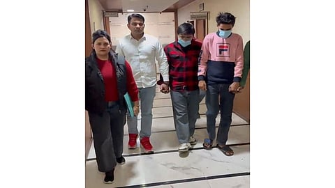 Cyber fraud racket busted in Delhi, two from Haryana held