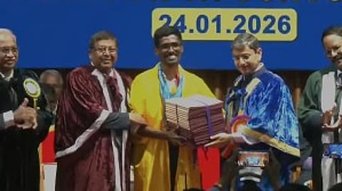 Aruneshwaran E.L and Governor RN Ravi at the 25th Convocation of Tamil Nadu Veterinary and Animal Sciences University.
