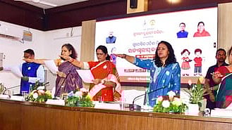 Celebrate special occasions by sharing fruits with Anganwadi children: Odisha Dy CM (Photo: IANS)