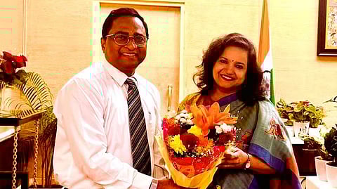 Bhubaneswar Executive Director Dr Ashutosh Biswas called on Odisha Chief Secretary Anu Garg to discuss strengthening healthcare services and fostering collaborative initiatives in the state.