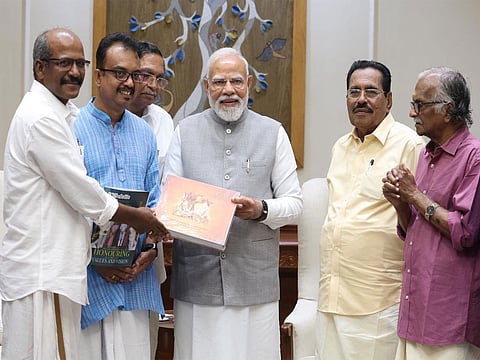 Eminent Malayali litterateurs meet PM Modi, express gratitude for renaming Kerala to Keralam
