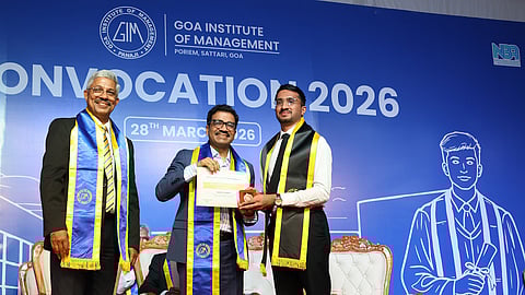 Mr Sunil Gupta felicitating Gold Medal Winner