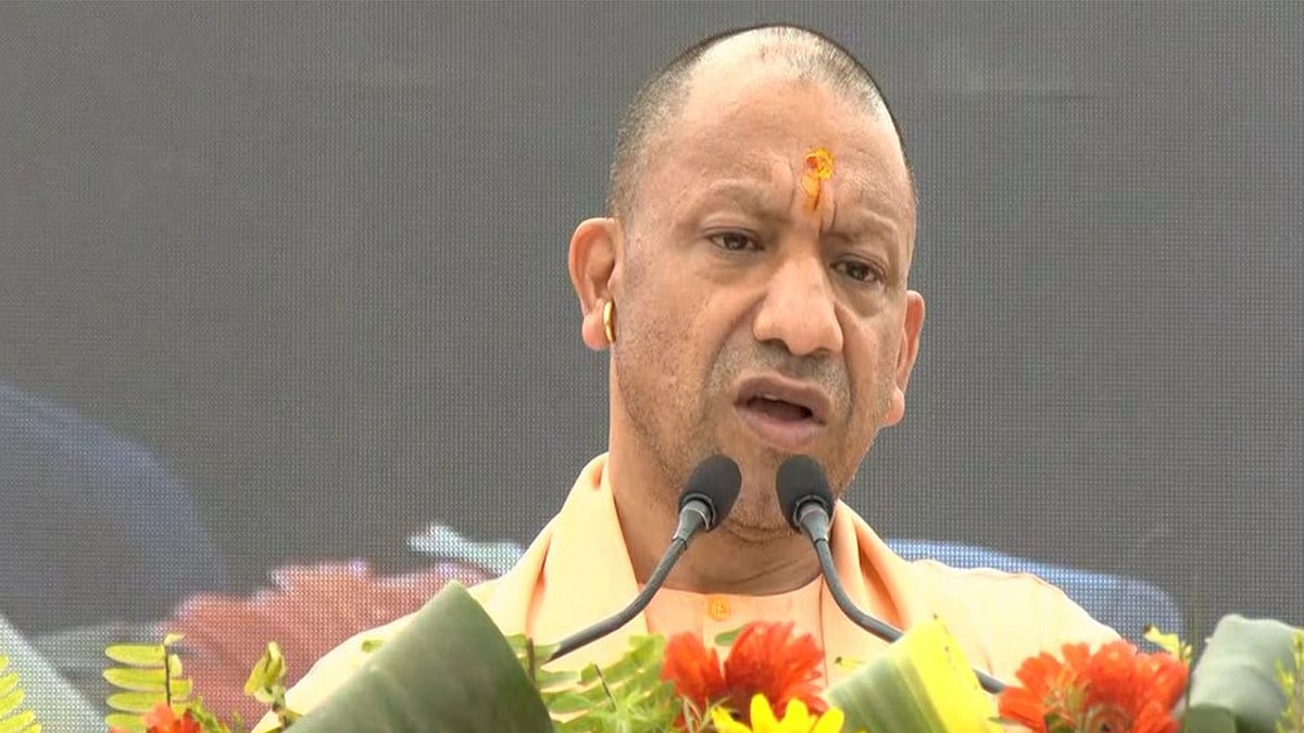 School Chalo Abhiyan: UP CM serves mid-day meal to students