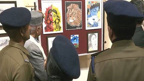 Himachal Police organises art exhibition at Gaiety Theatre, carries message against drug abuse