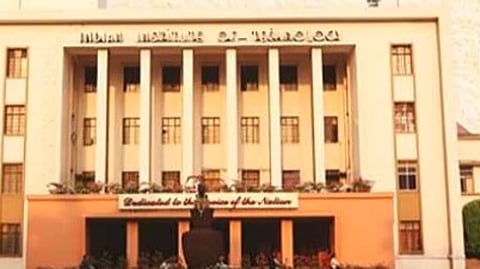 IIT Kharagpur (www.iitkgp.ac.in)