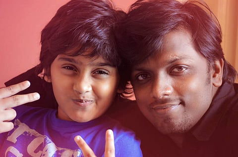 Rojin Thomas with child actor Sanoo Santosh