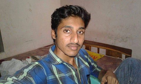 Aslam Yoosuf is a III year BA Communicative English student in Iqbal College (Pic: Facebook/ Aslam Yoosuf)