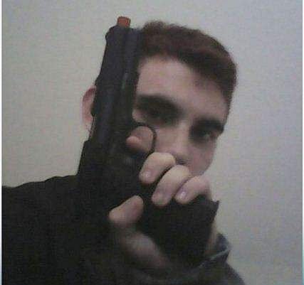 The suspect posted this picture of himself online, and was described as students by being a 'troubled' pee | Instagra/Nikolas Cruz