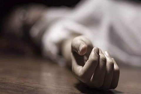 The girl's parents were at work when she took the huge step (representative image)