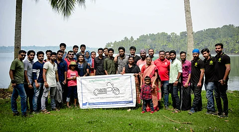 The group met each other through Facebook and connected over a mutual love for travelling