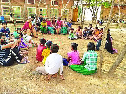 MEENAKSHI_4090311