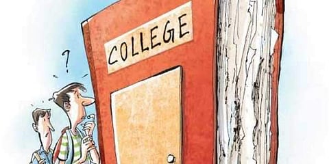 Experts are of the opinion that cutting down the number of seats in private degree colleges will improve quality of education