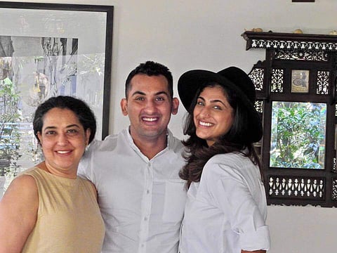 Meet the Saits