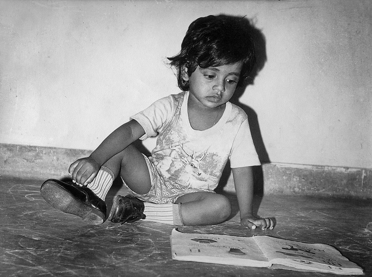 Clint is a child prodigy who completed 25,000 works of art before he passed away