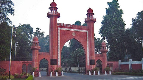 Professor Mansoor also asserted that the agitation by students in the university had no connection with the Jinnah portrait row
