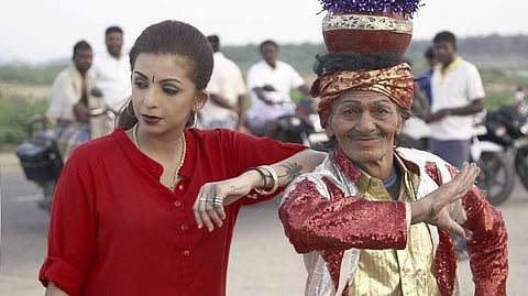 Lady Kash's new single video has since gone viral with 6.5 lakh hits, since its release on Tamil New Year's Day.