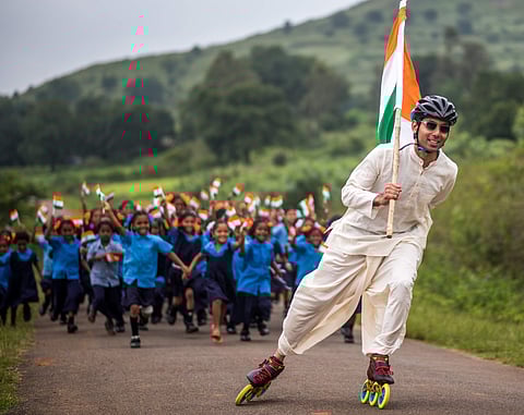 Because of knee pain during one of his journeys, Uppalapati did not bend his knee while skating for a whole day