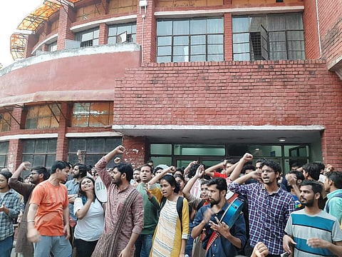 Students protesting against the shutting down of the JNUSU office