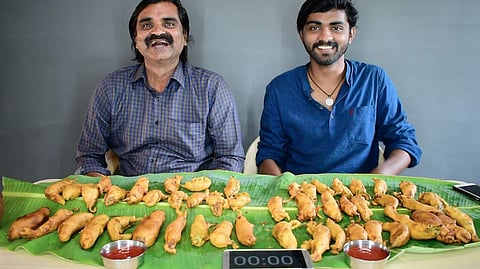 Porchezhiyan with Sabari Kumar during a 'food challenge' (Pic: Saapattu Raman)
