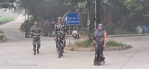 Photos of CRPF guards on the JNU campus | Pic: JNUSU