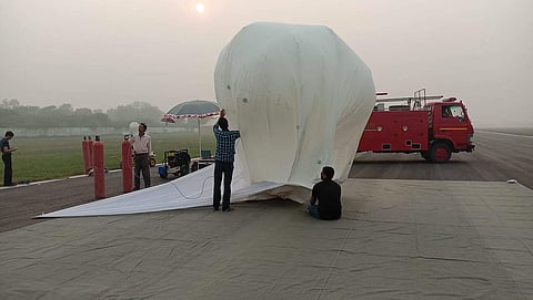 The balloon being set up at the point of deployment| Pic: IIT Kanpur
